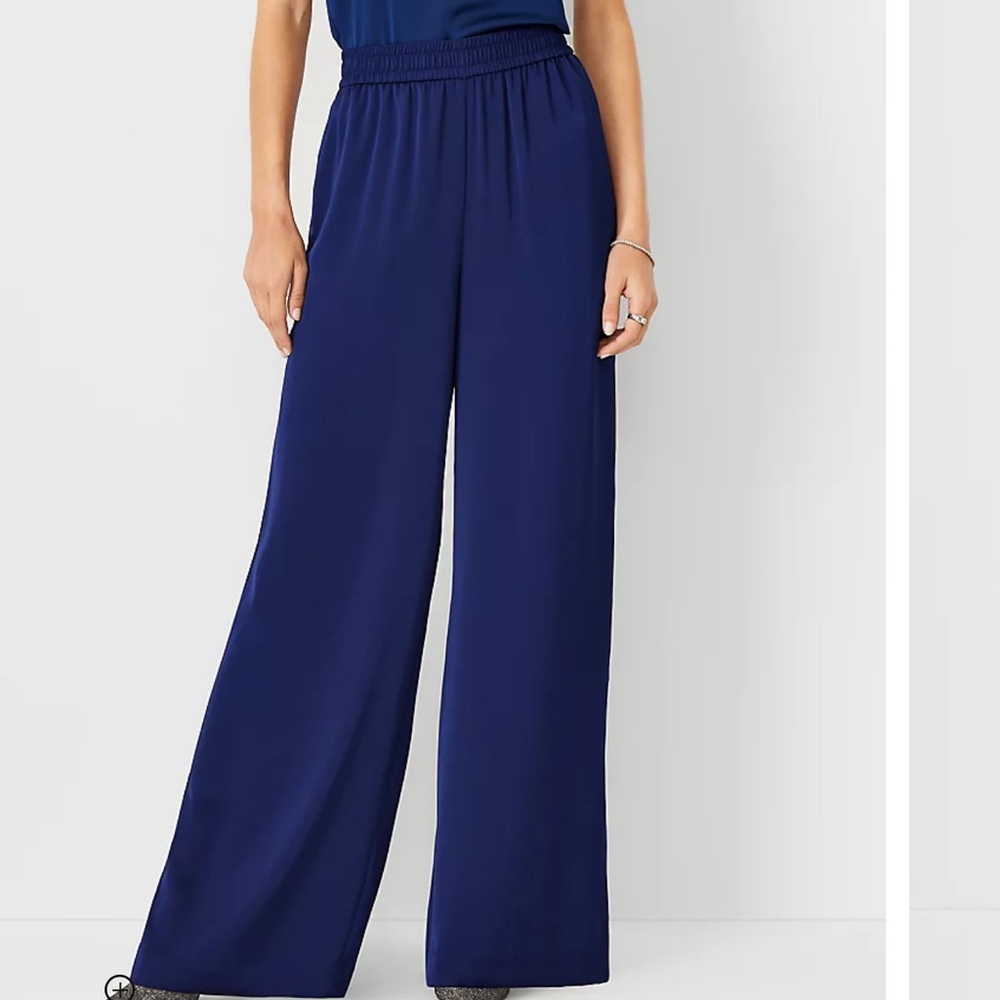 Ann Taylor Easy Wide Leg Pant. New with Tags